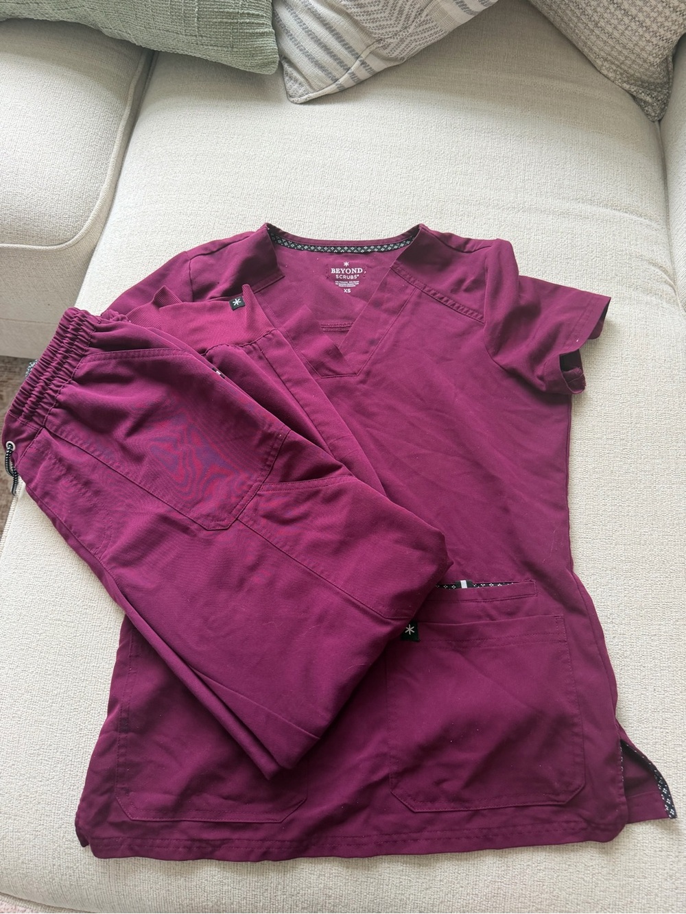 Beyond Scrubs Women's V-Neck Scrub Top & Drawstring Pants - Wine